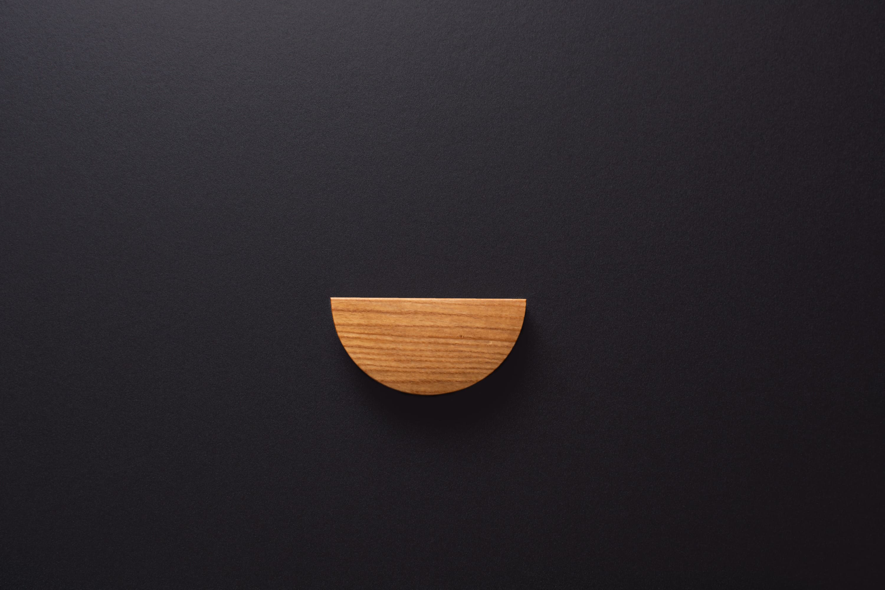 half moon ash handle in satin varnish finish