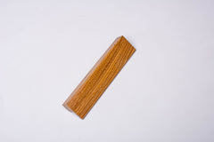 rich oak texture on L form oak handle OH014