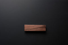 Maxi grip american walnut handle in matte varnish finish
