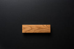 classic oak handle in matte varnish finish