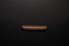 modern american walnut handle in matte varnish finish