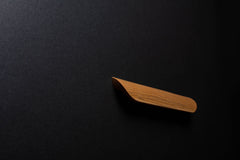 Ash finger pull frontal view