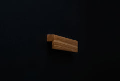 Ash finger pull frontal view