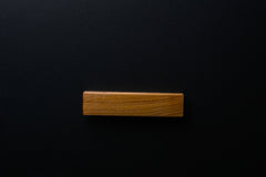 classic oak handle in matte varnish finish