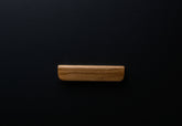 classic oak handle in matte varnish finish