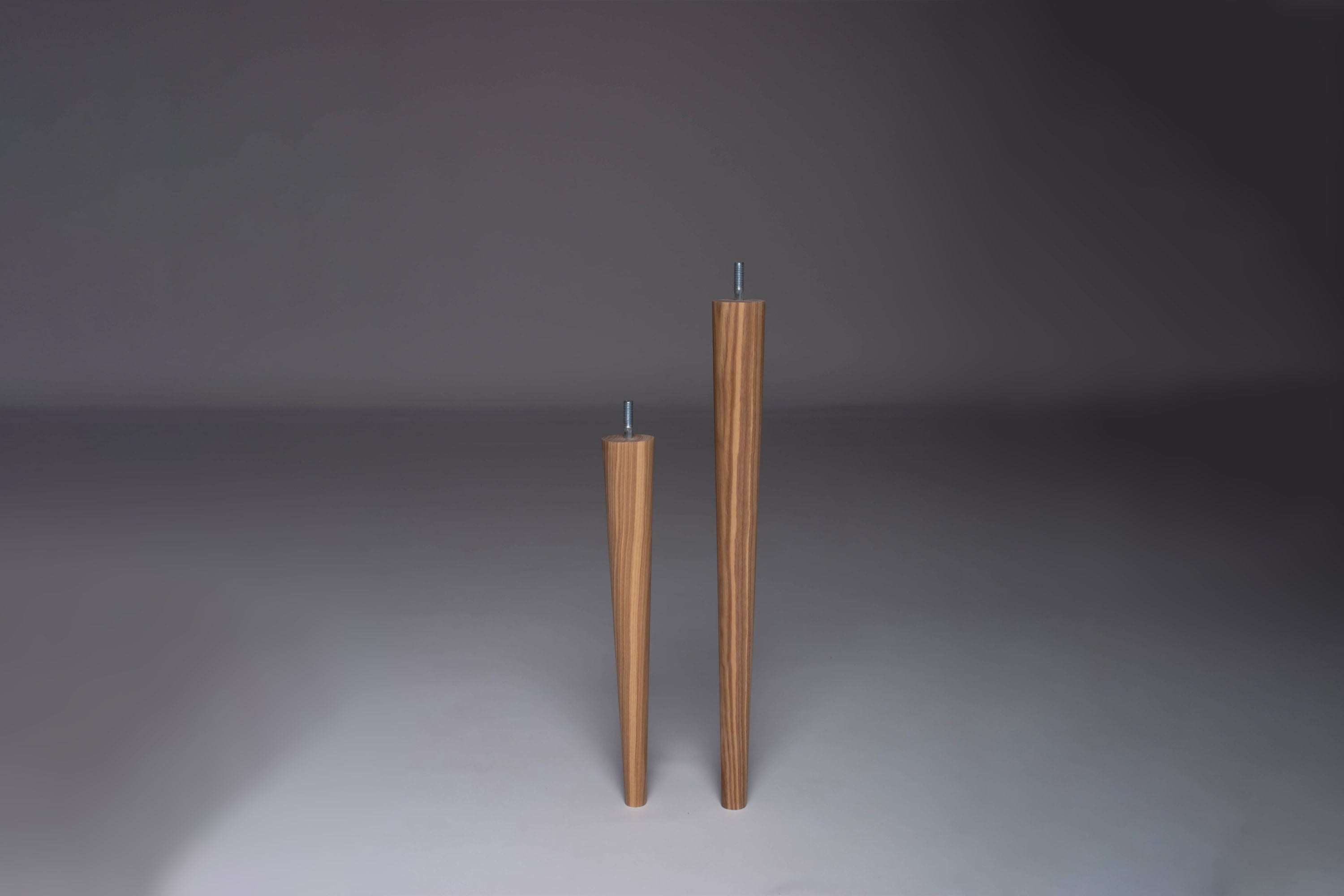 Ash round legs in different sizes