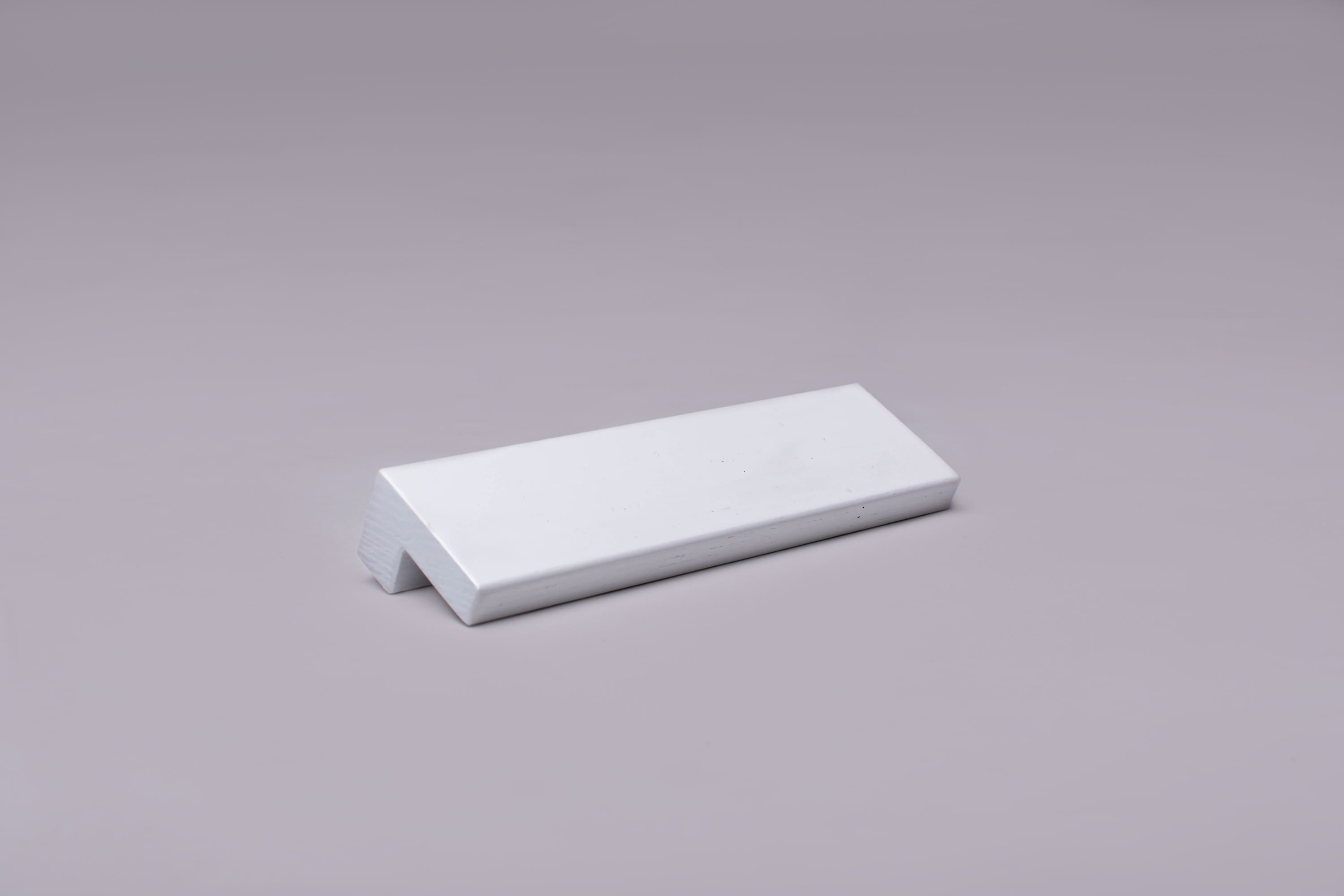 Elegant white cabinet pull for enhancing home interiors