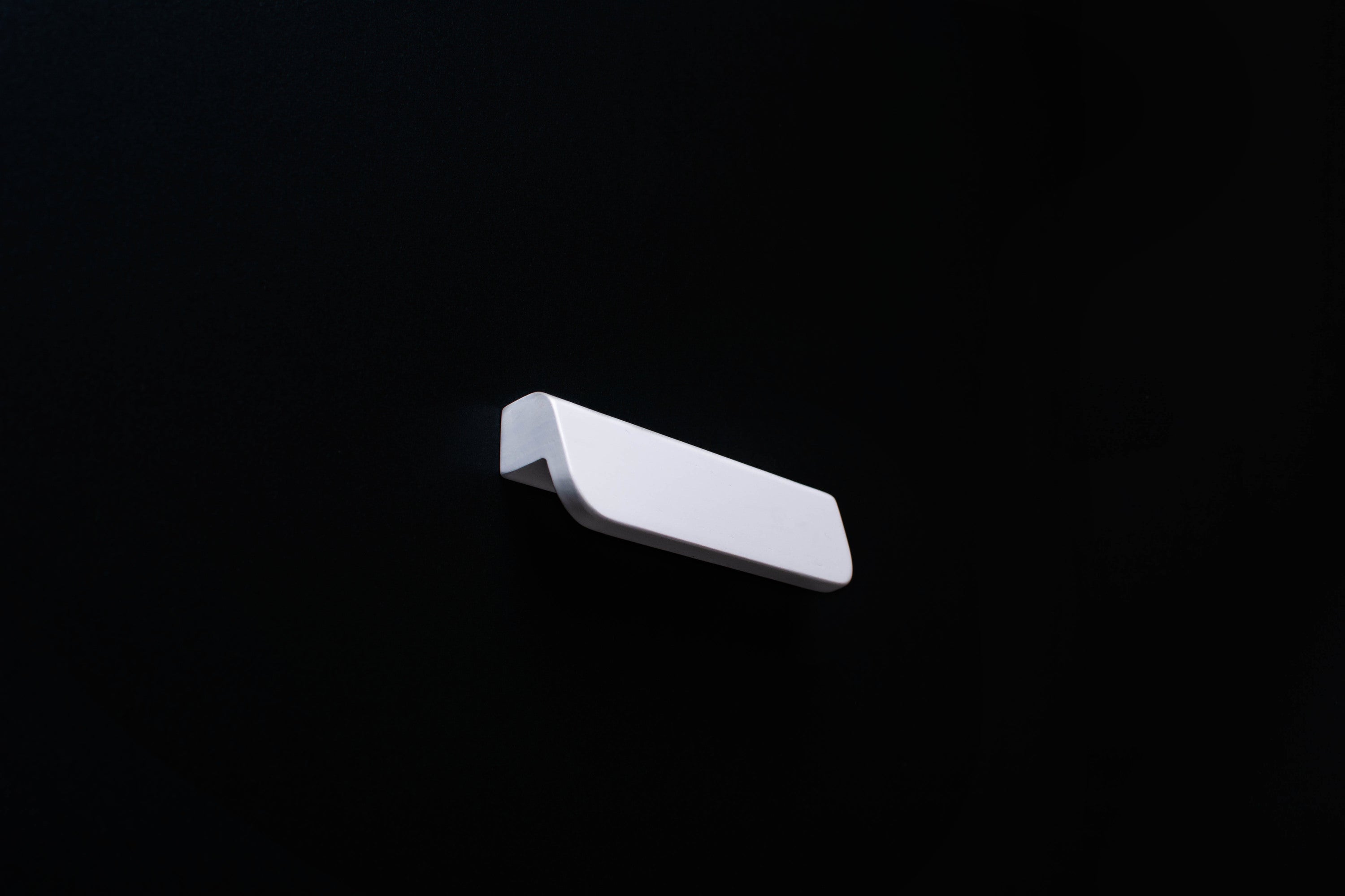 White Wooden Ash Classic Cabinet Handle in close view