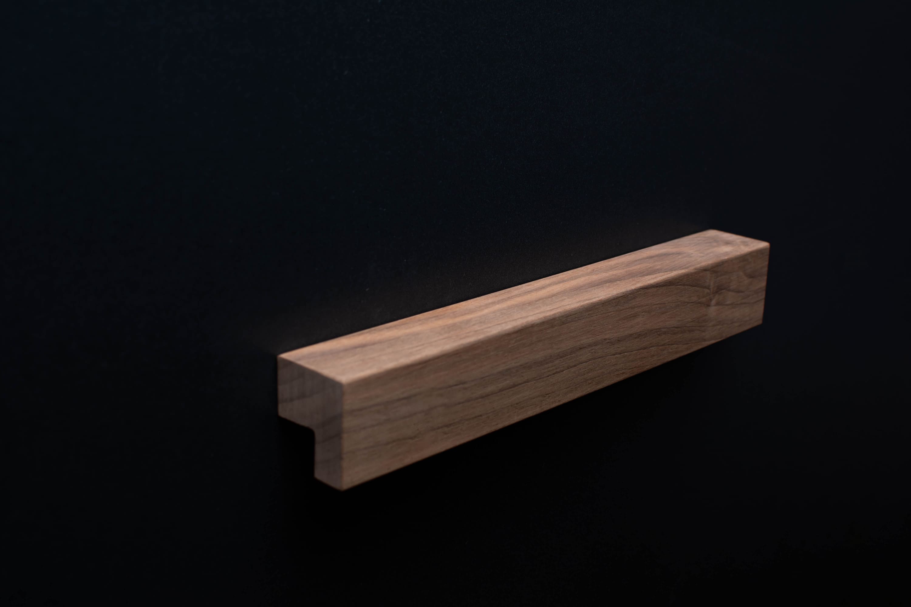 Classic L-form European Walnut Handle - EWH005