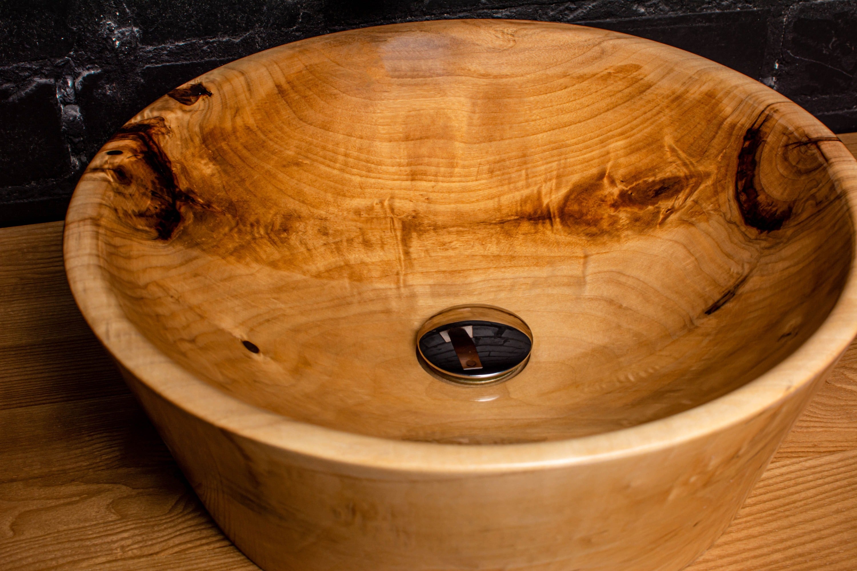 Exquisite Handcrafted Wooden Sink: Elevate Your Bathroom Decor with Timeless Luxury