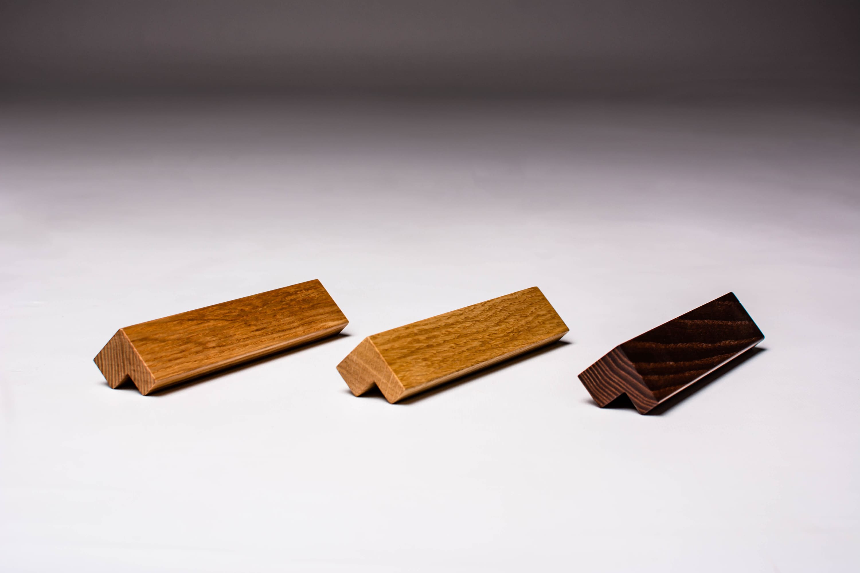 L - form modern wooden cabinet pulls