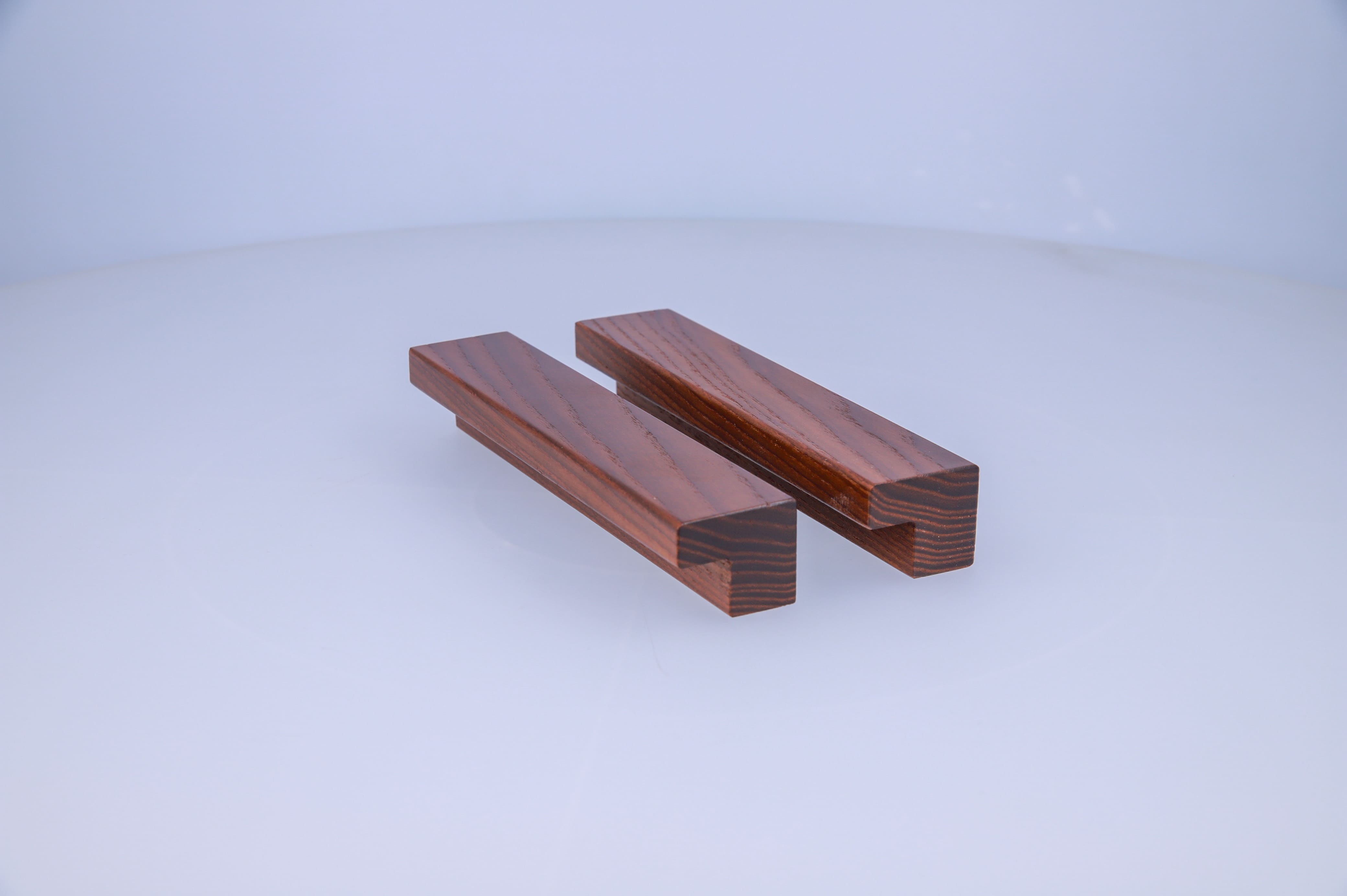 L- Form Wooden Cabinet Pulls #05