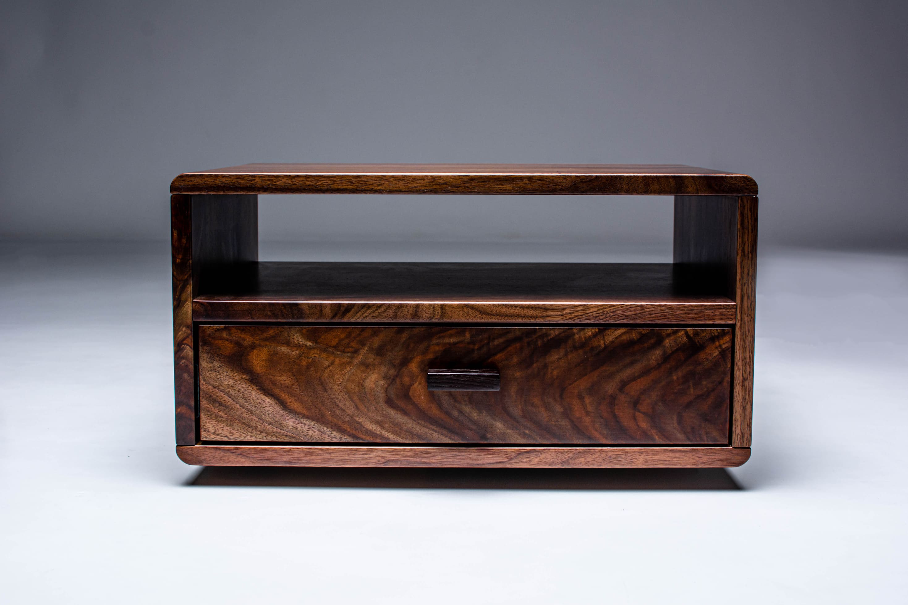 Floating American Walnut Nightstand with black minimalistic handle