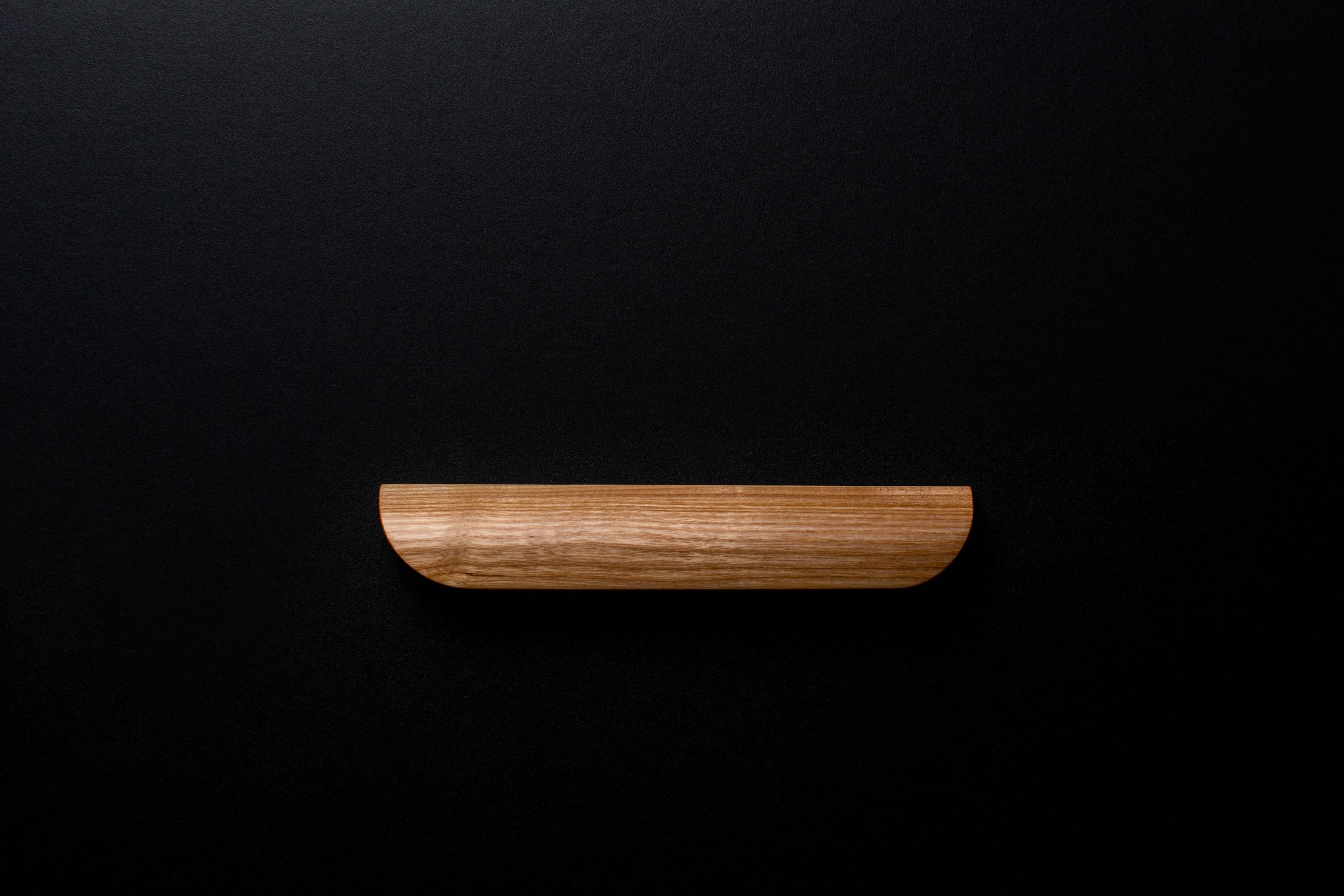 modern ash handle in satin varnish finish