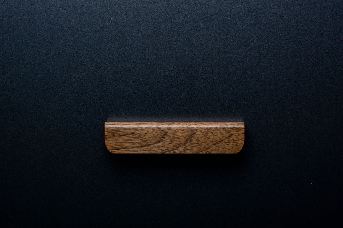 L - form european walnut handle in matte varnish finish