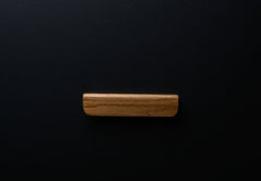 classic oak handle in matte varnish finish