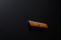 Modern oak handle in classic rounded shape 