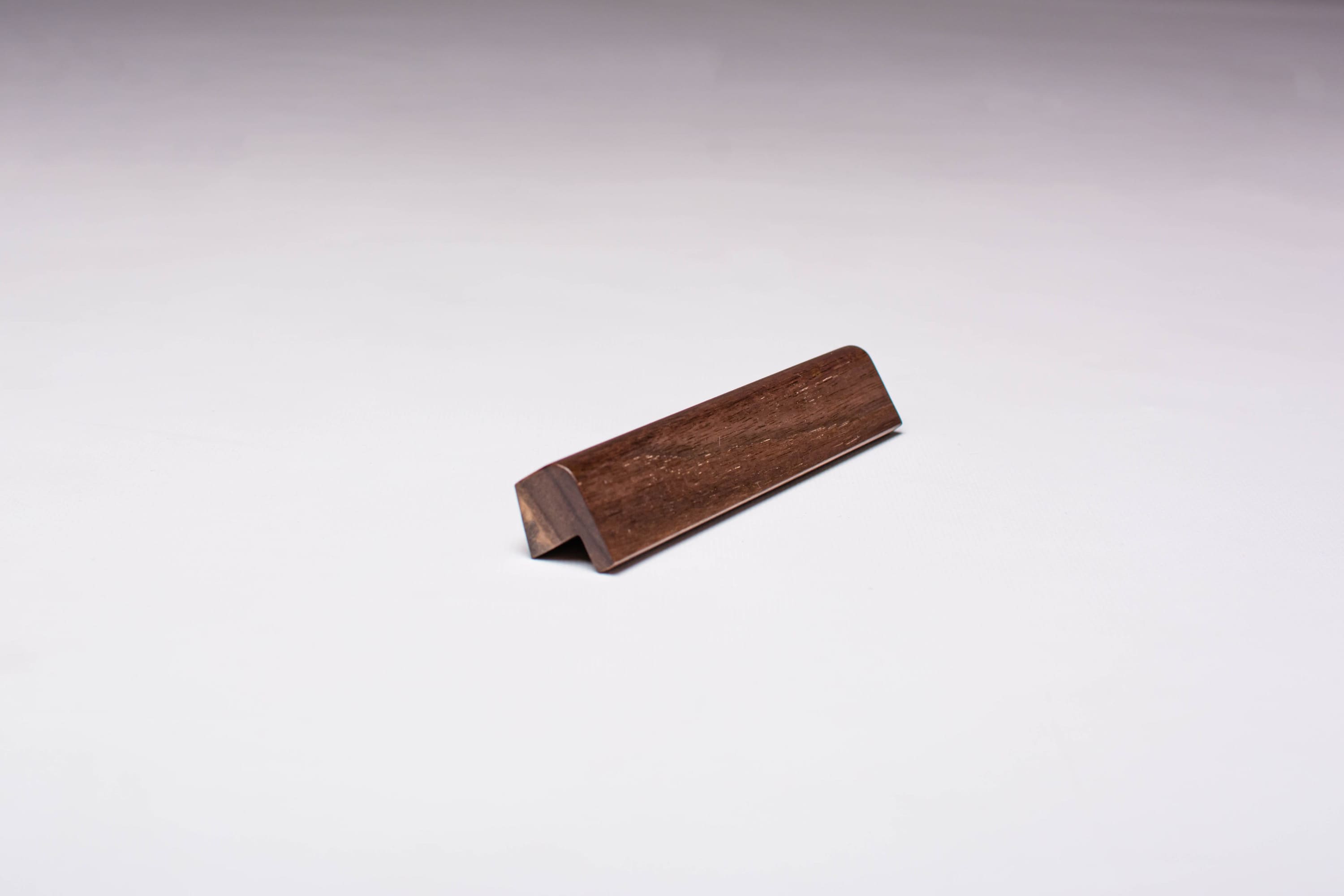 example of american walnut texture on handles